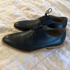 Everlane black leather oxfords, size 8.5